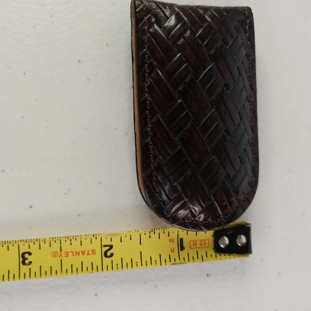 Vtg Fossil Leather Money Clip Magnetic with basketweave leather Design Brown